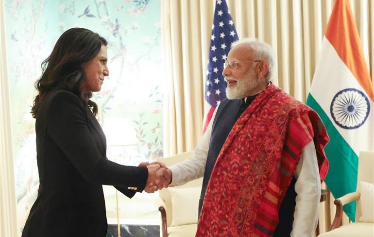 तुलसी गाबर्ड को दी बधाई