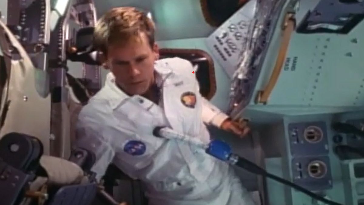  अपोलो 13 (Apollo 13, 1995)  