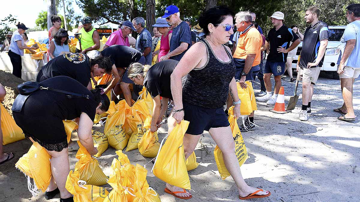 cyclone Alfred, Australia