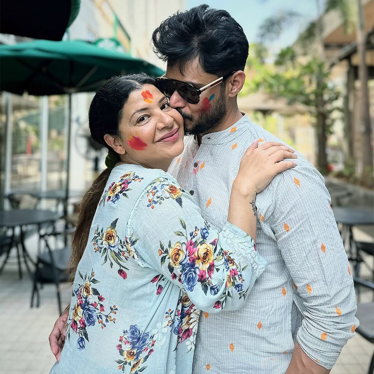 अविनाश द्विवेदी, संभावना सेठ