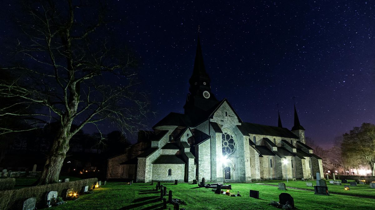   वर्ल्ड हैप्पीनेस रिपोर्ट में हमेशा यही देश टॉप पर क्यों? जानिए खुशहाल जिंदगी का राज!