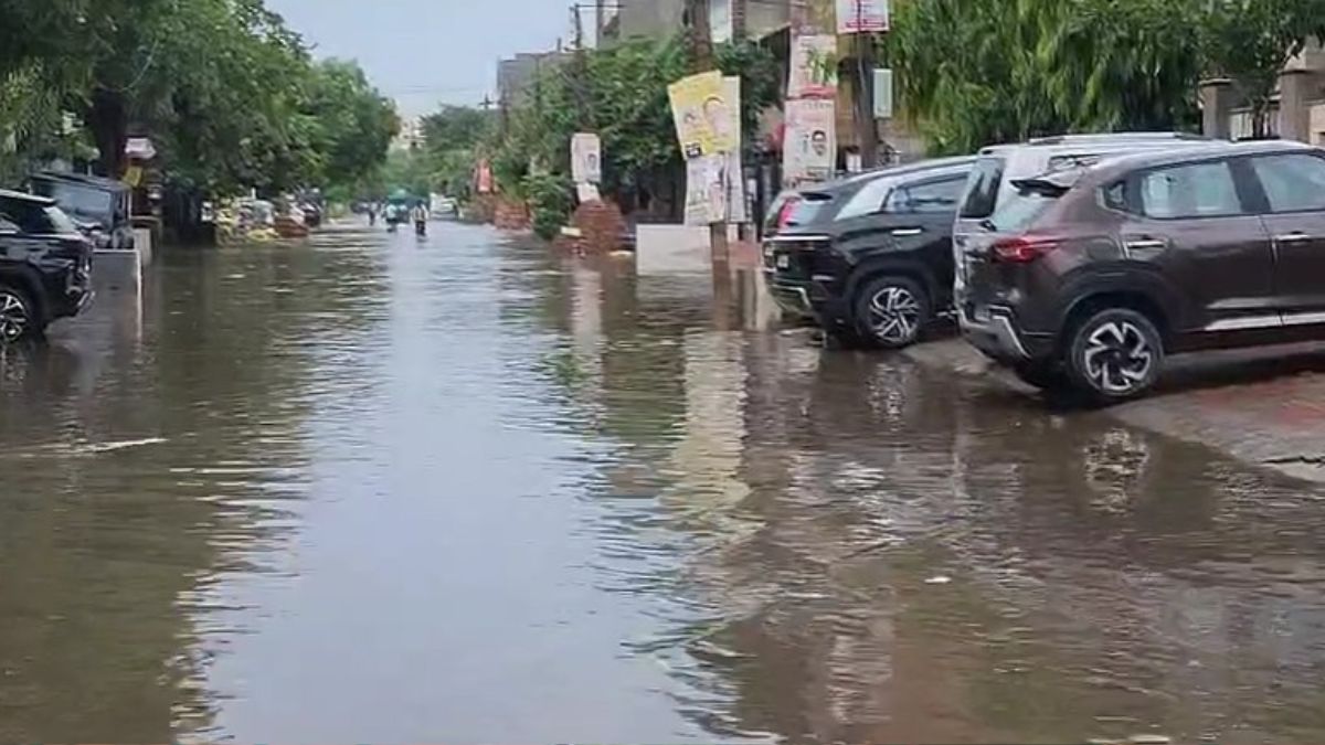  भारी बारिश ने दिल्ली-एनसीआर में पानी ही पानी