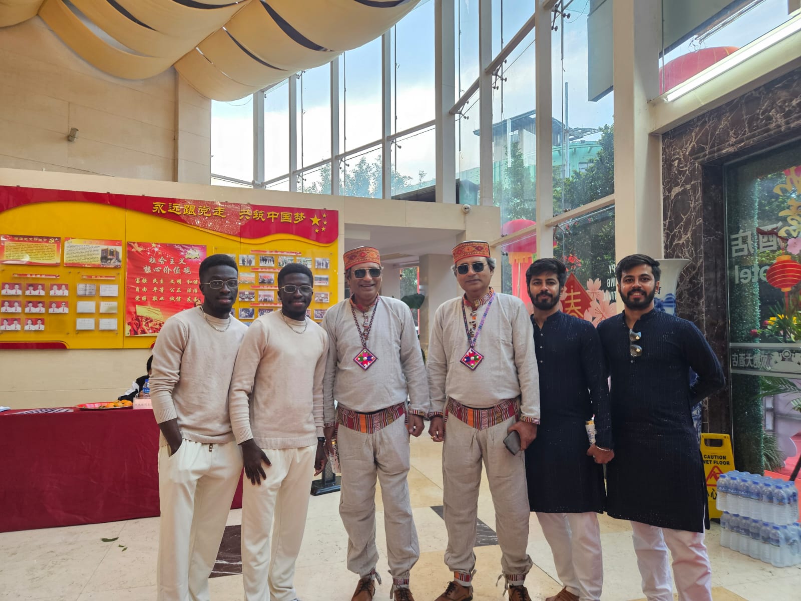 चीन में आयोजित हुआ वर्ल्ड ट्विंस फेस्टिवल, भोपाल के ट्विंस क्लब ने बढ़ाया भारत का मान