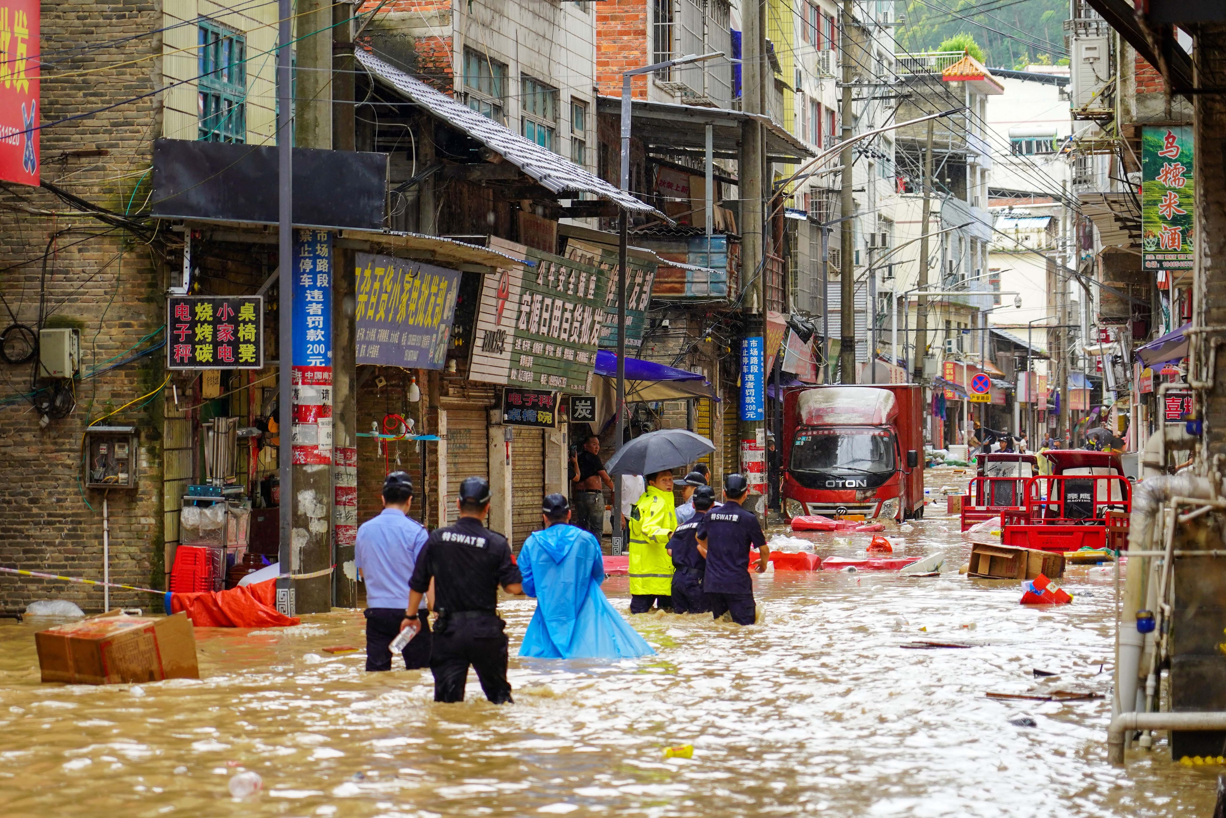 china heavy rain flood
