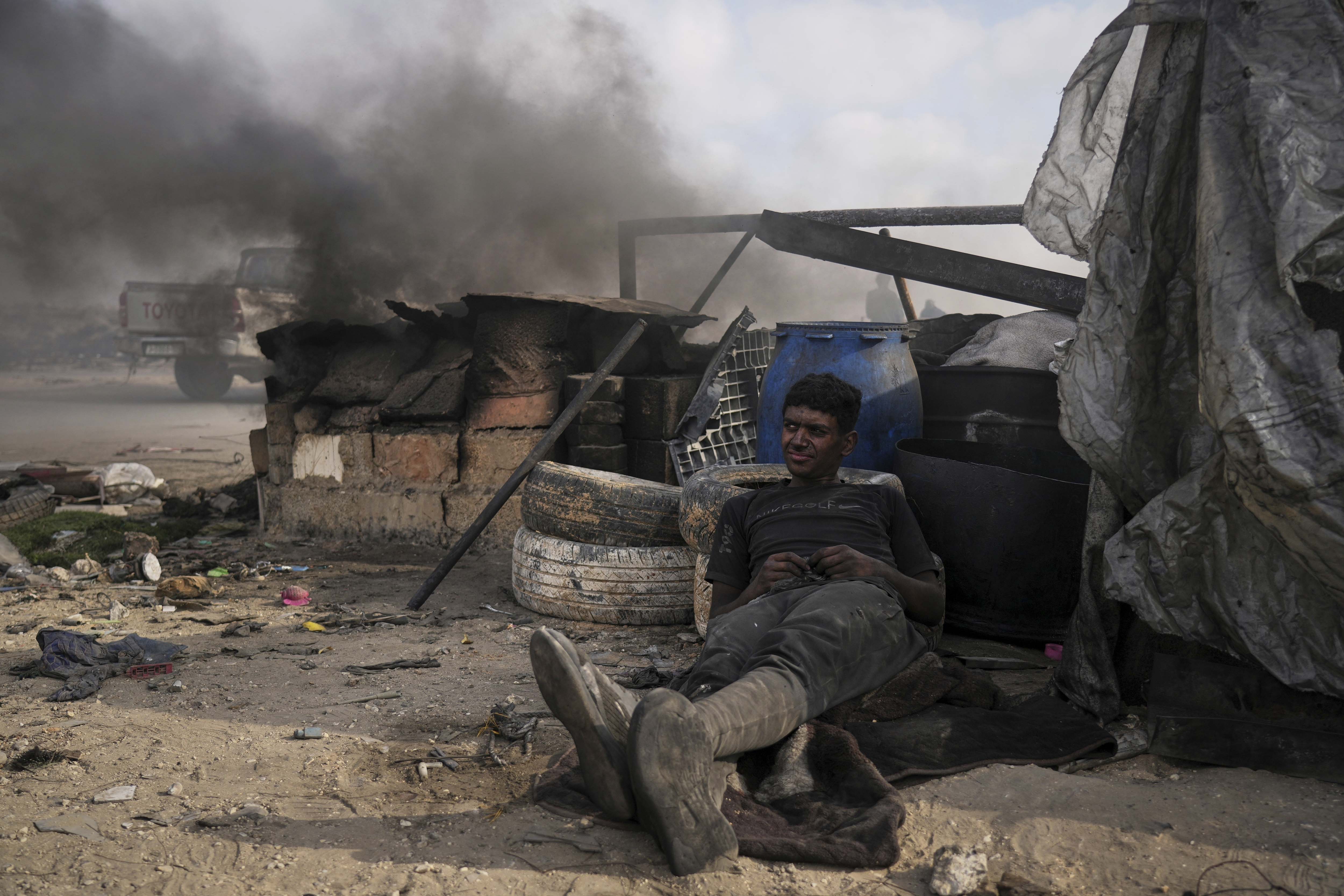 gaza plastic waste fuel