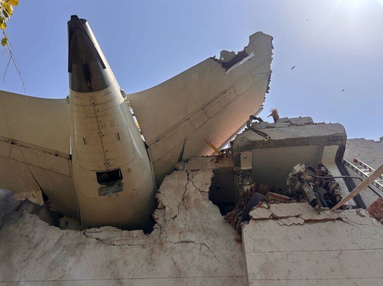 प्लेन क्रैश