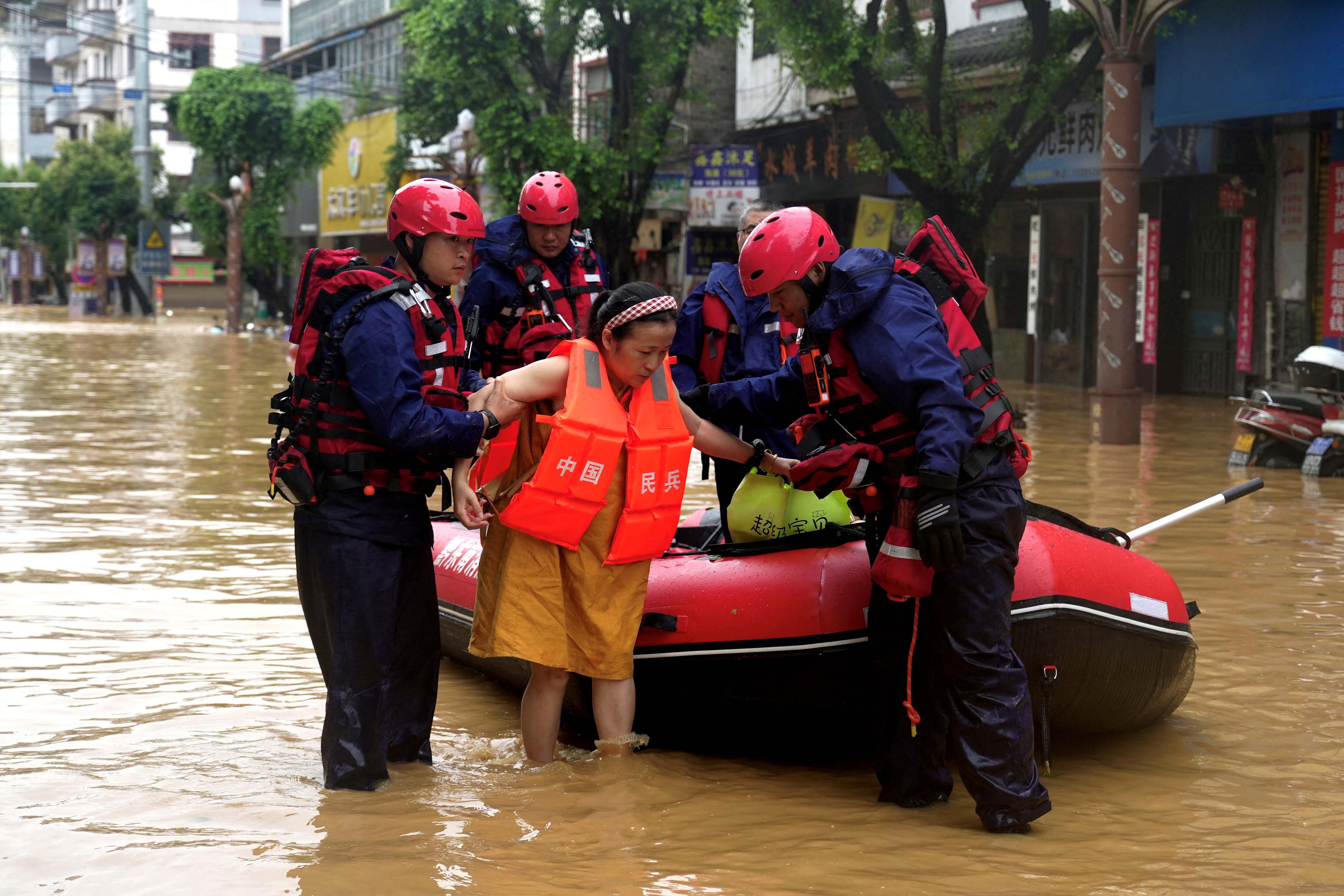 china heavy rain flood