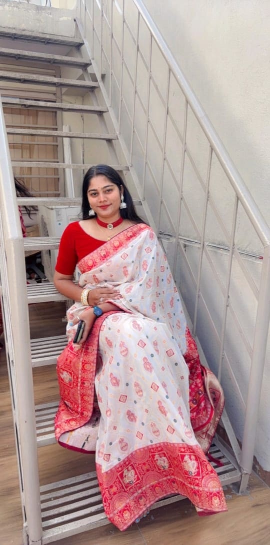 Sonam Raghuvanshi New Pics 