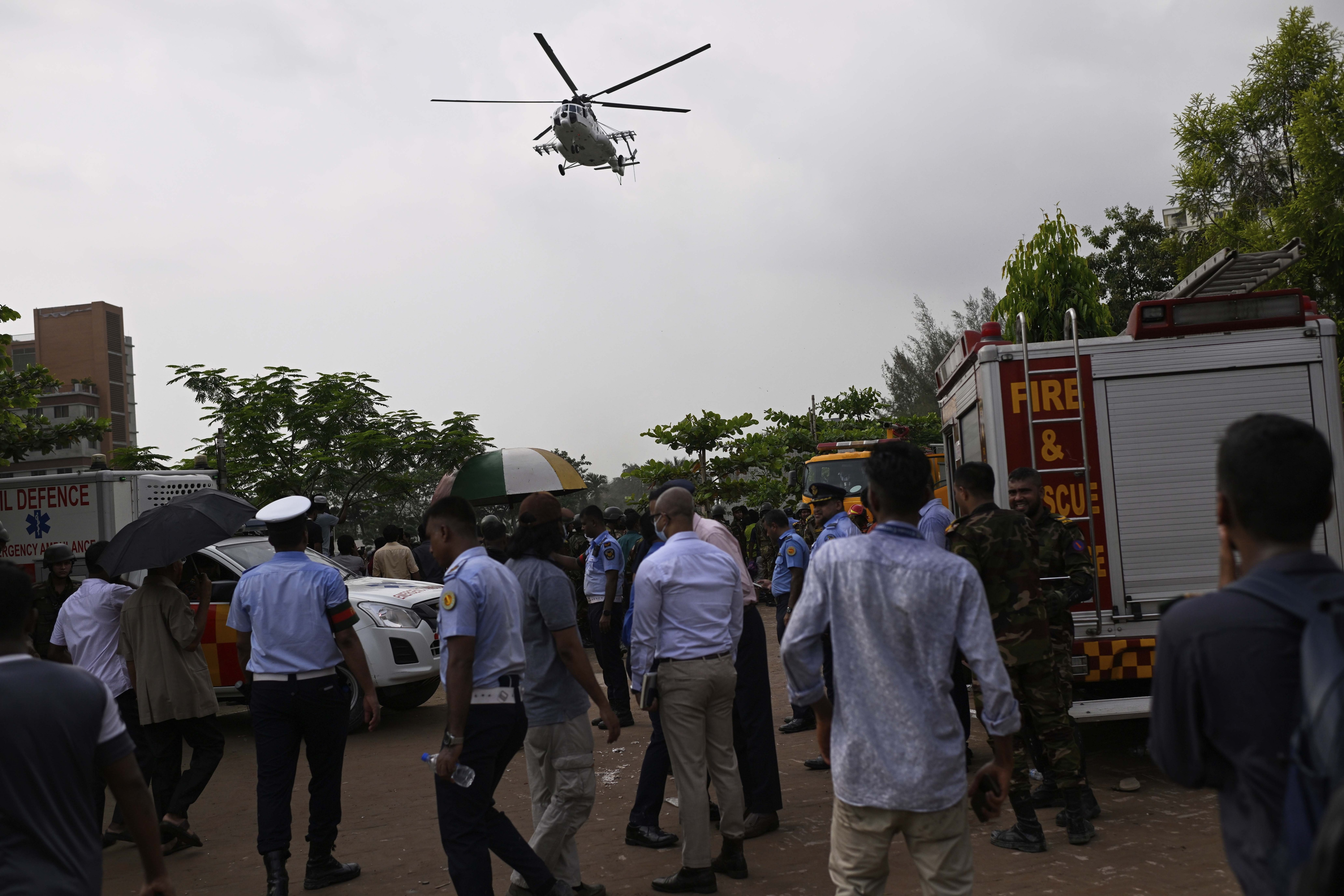 bangladesh air force plane crash