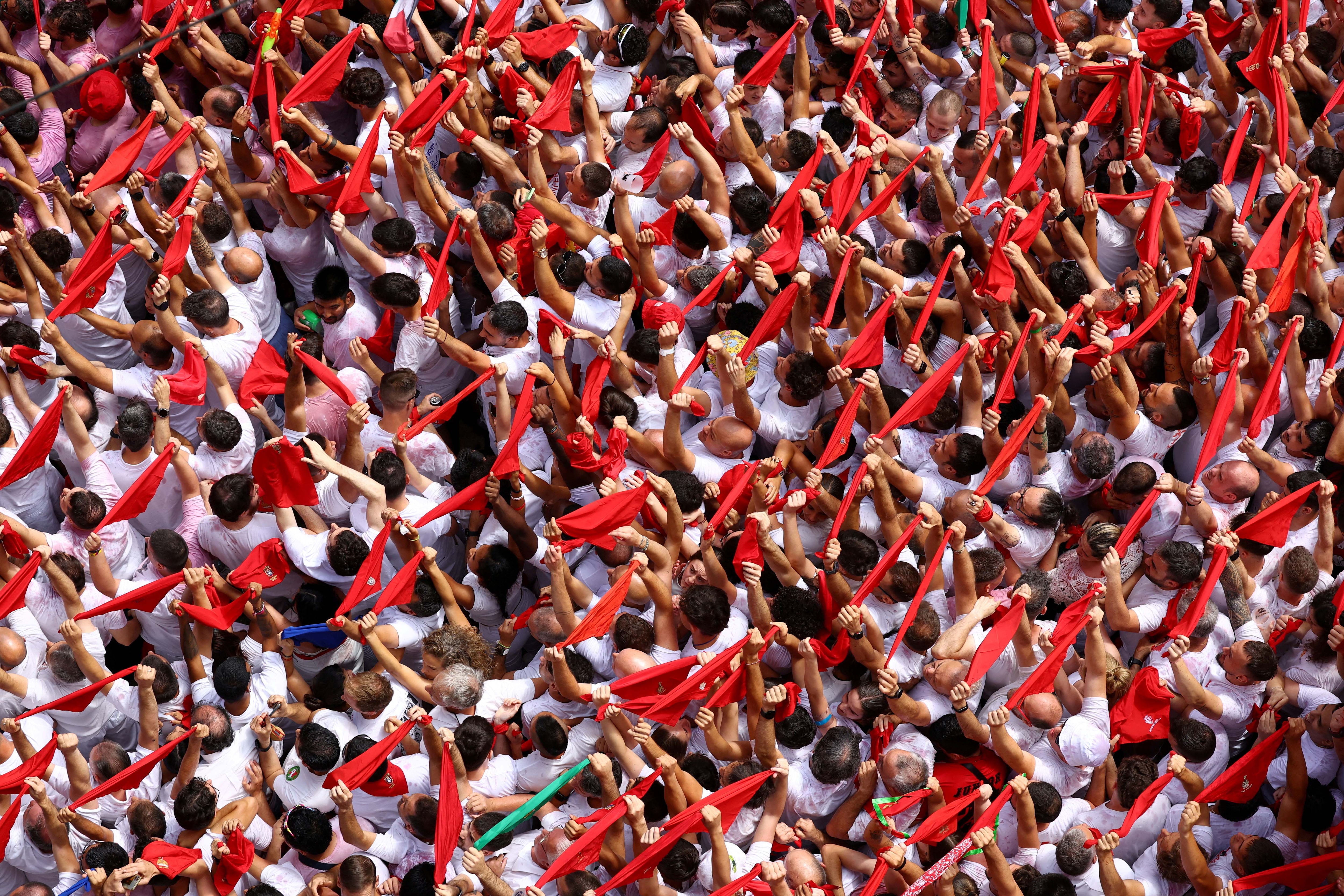 bull race festival pamplona ​​spain