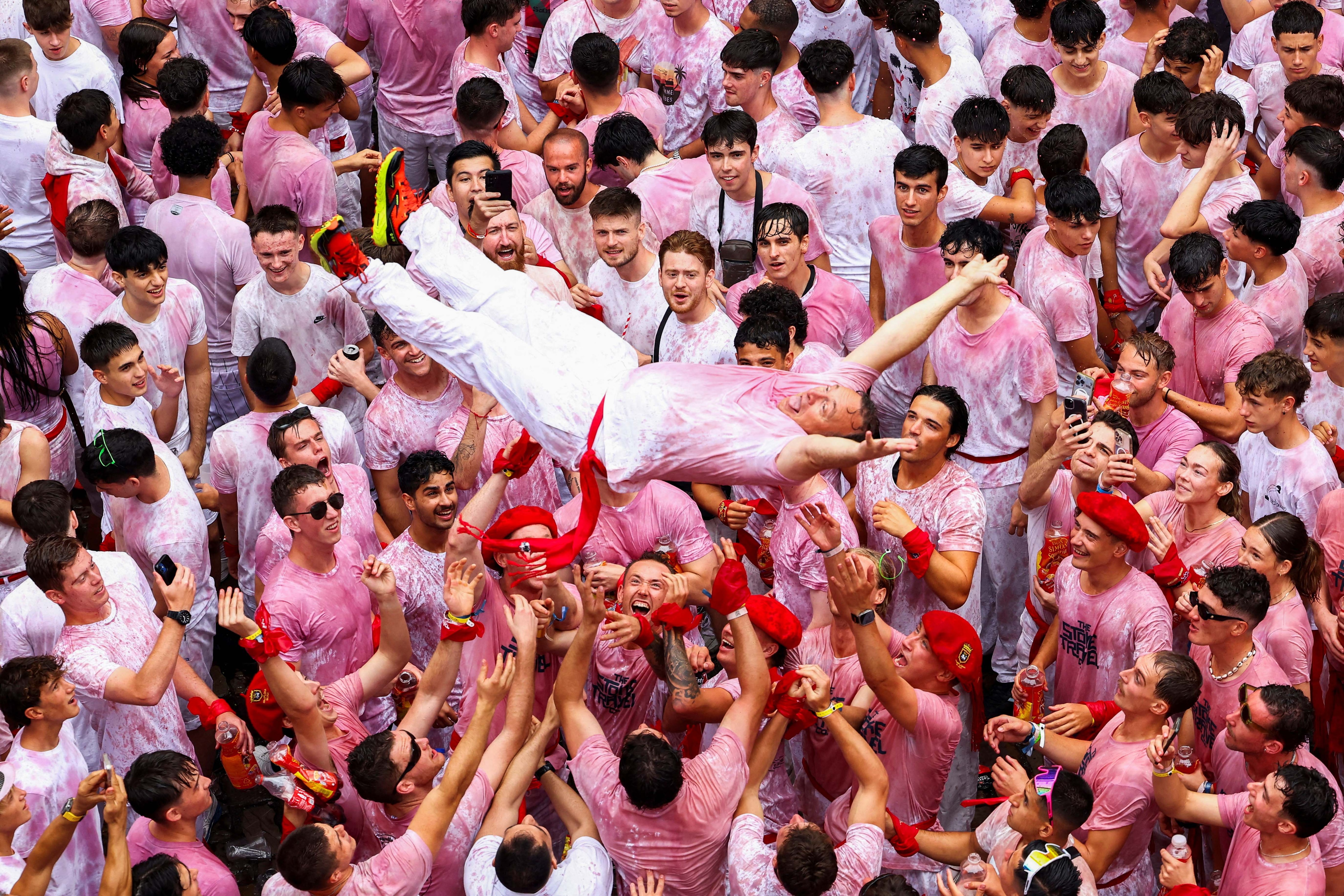 bull race festival pamplona ​​spain
