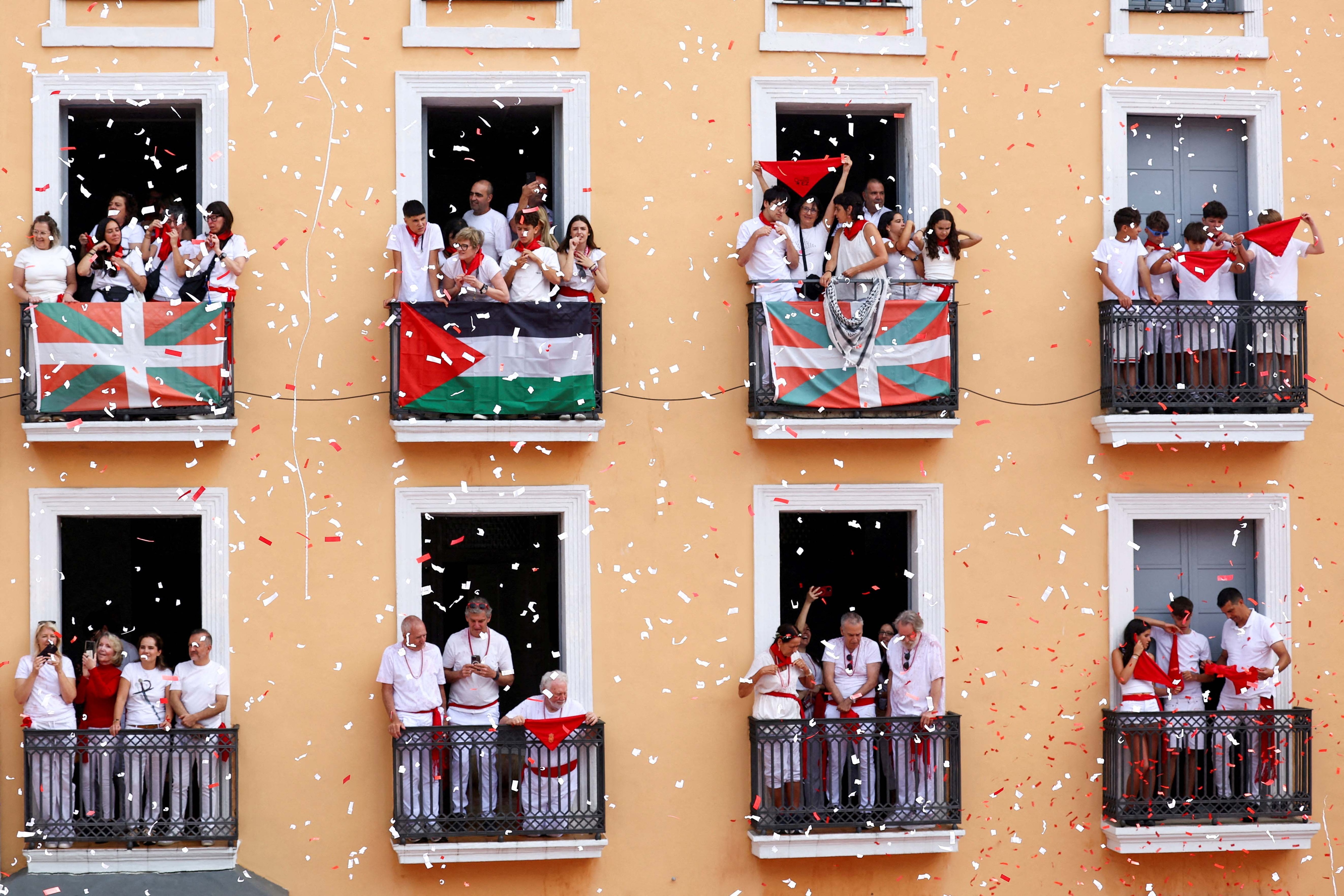 bull race festival pamplona ​​spain
