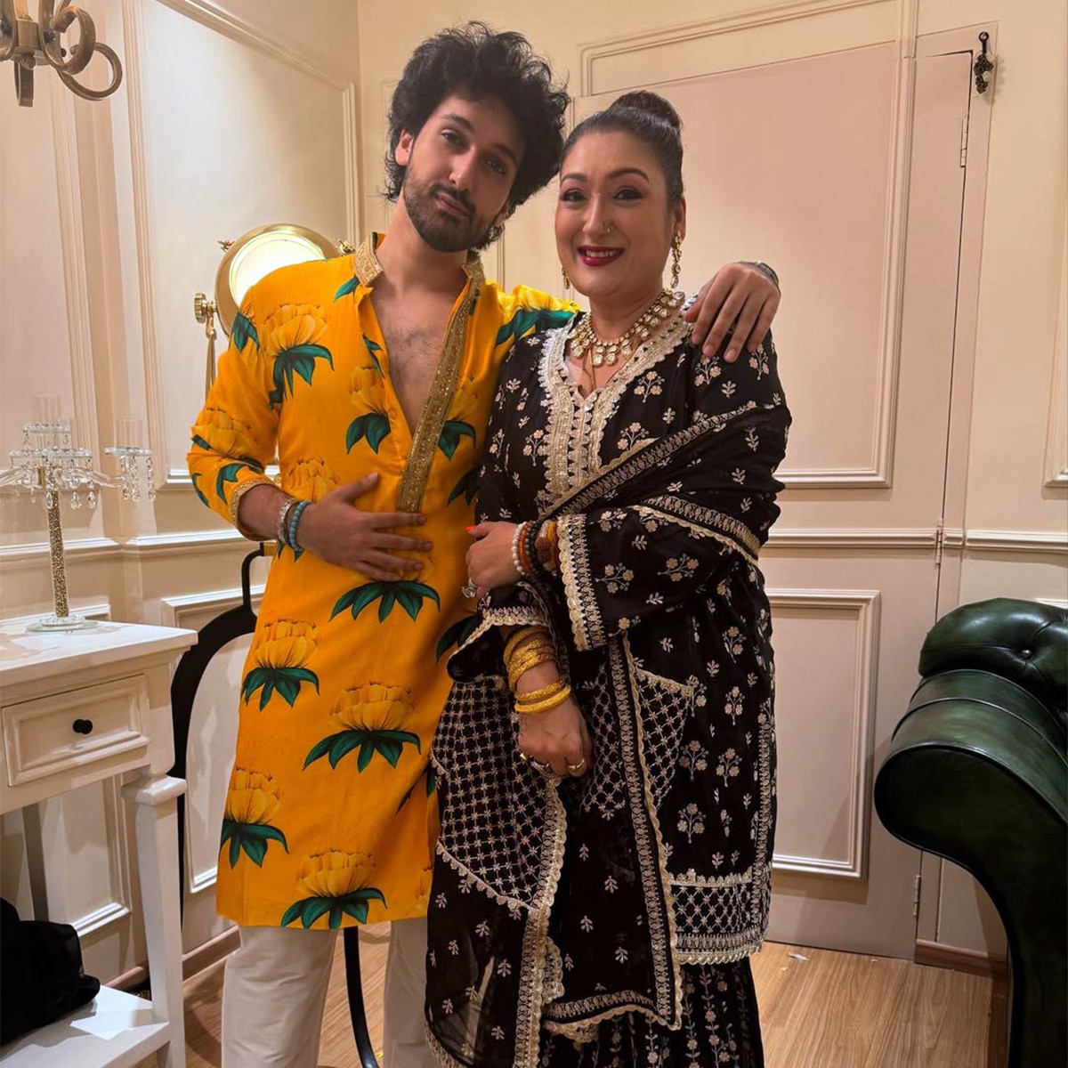 सुनीता आहूजा और यशवर्धन 