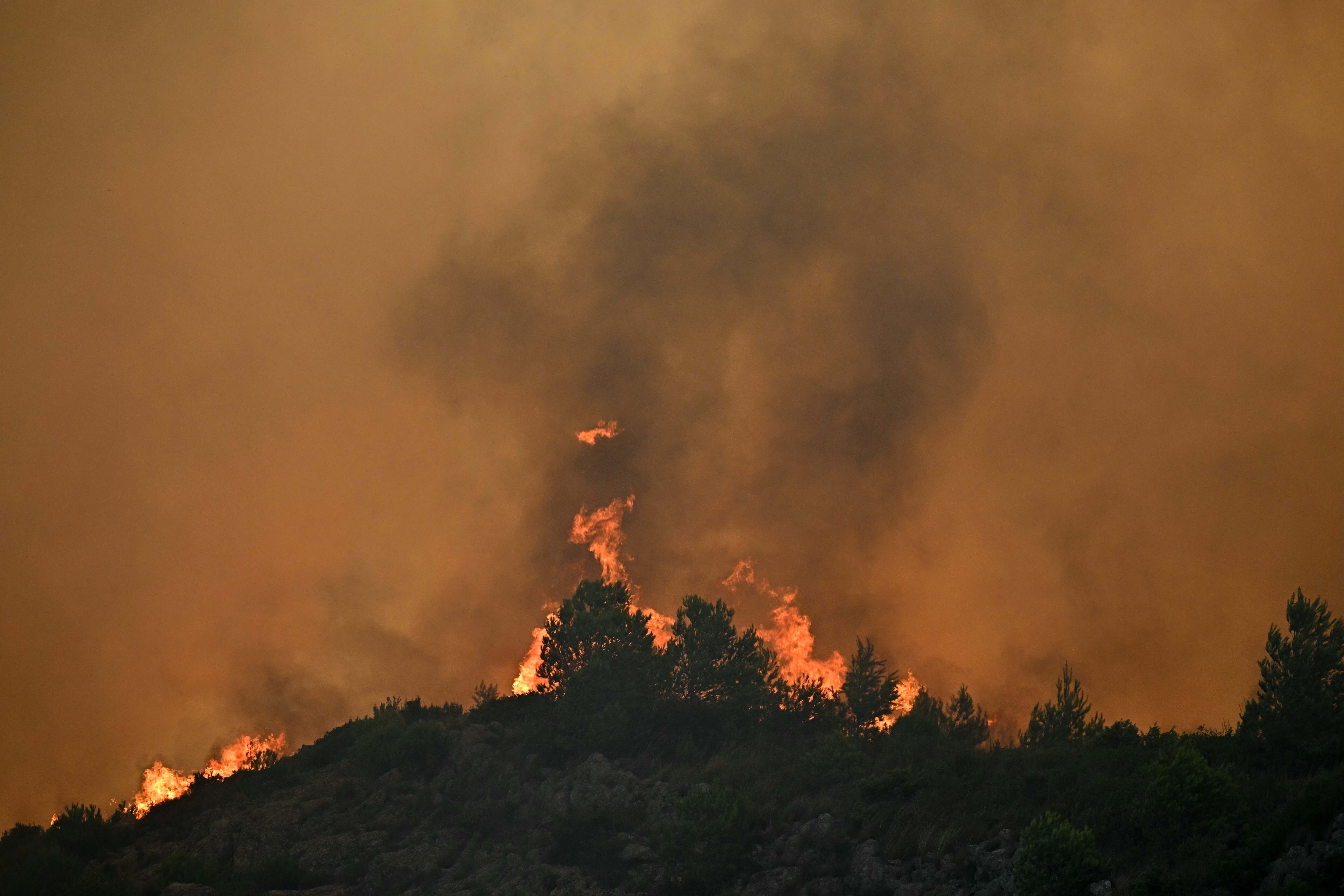 france wildfire