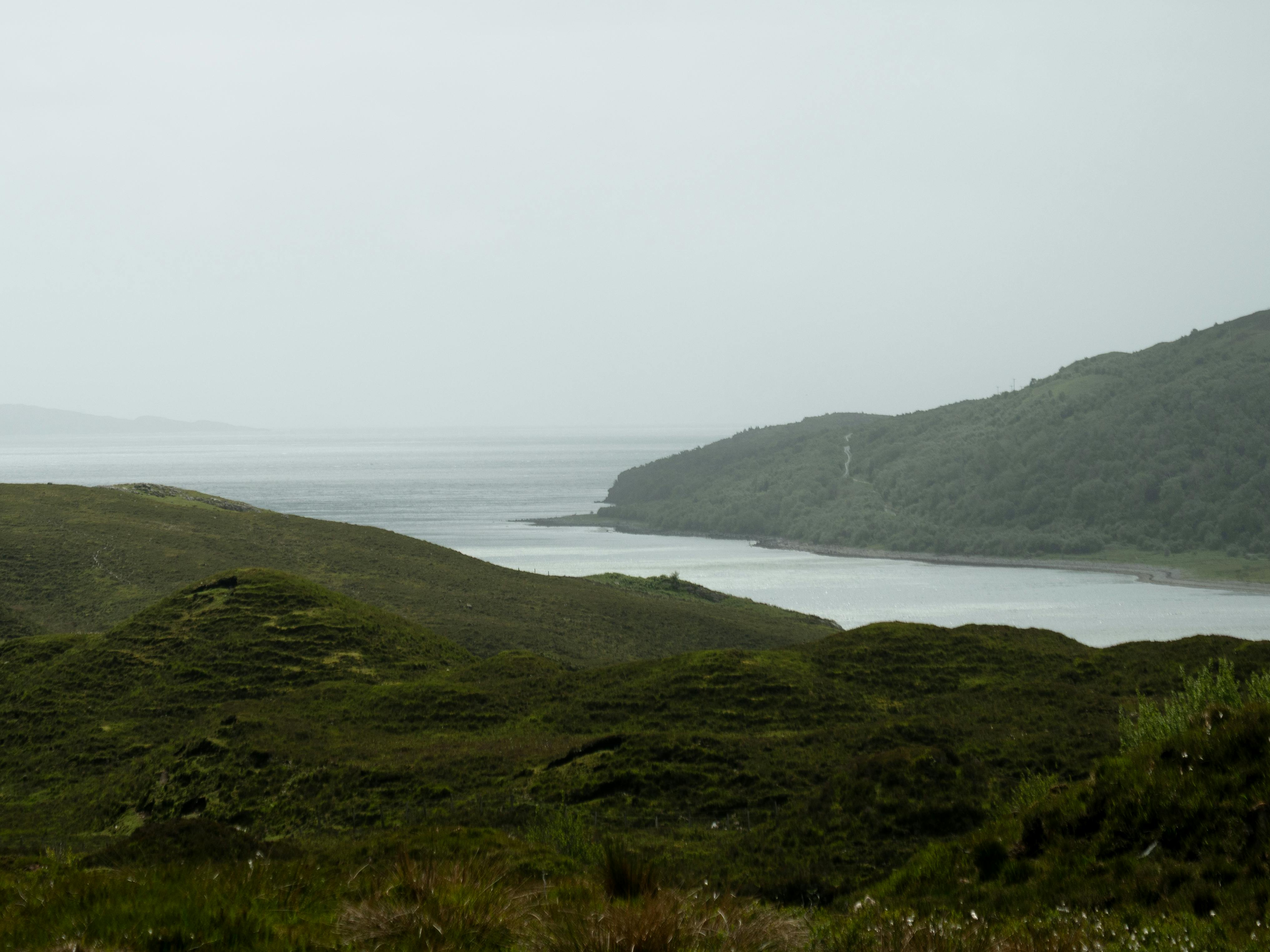 मोटी तनख्वाह और भत्ते