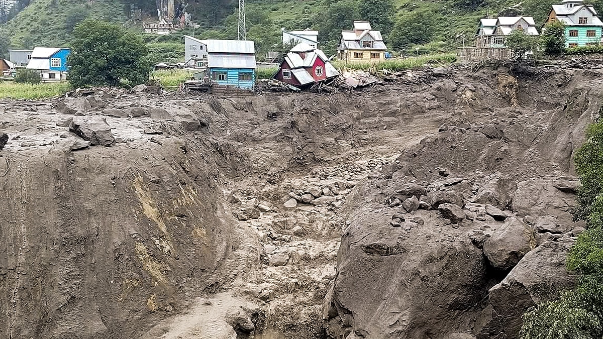 Cloud Burst in Himalayan States