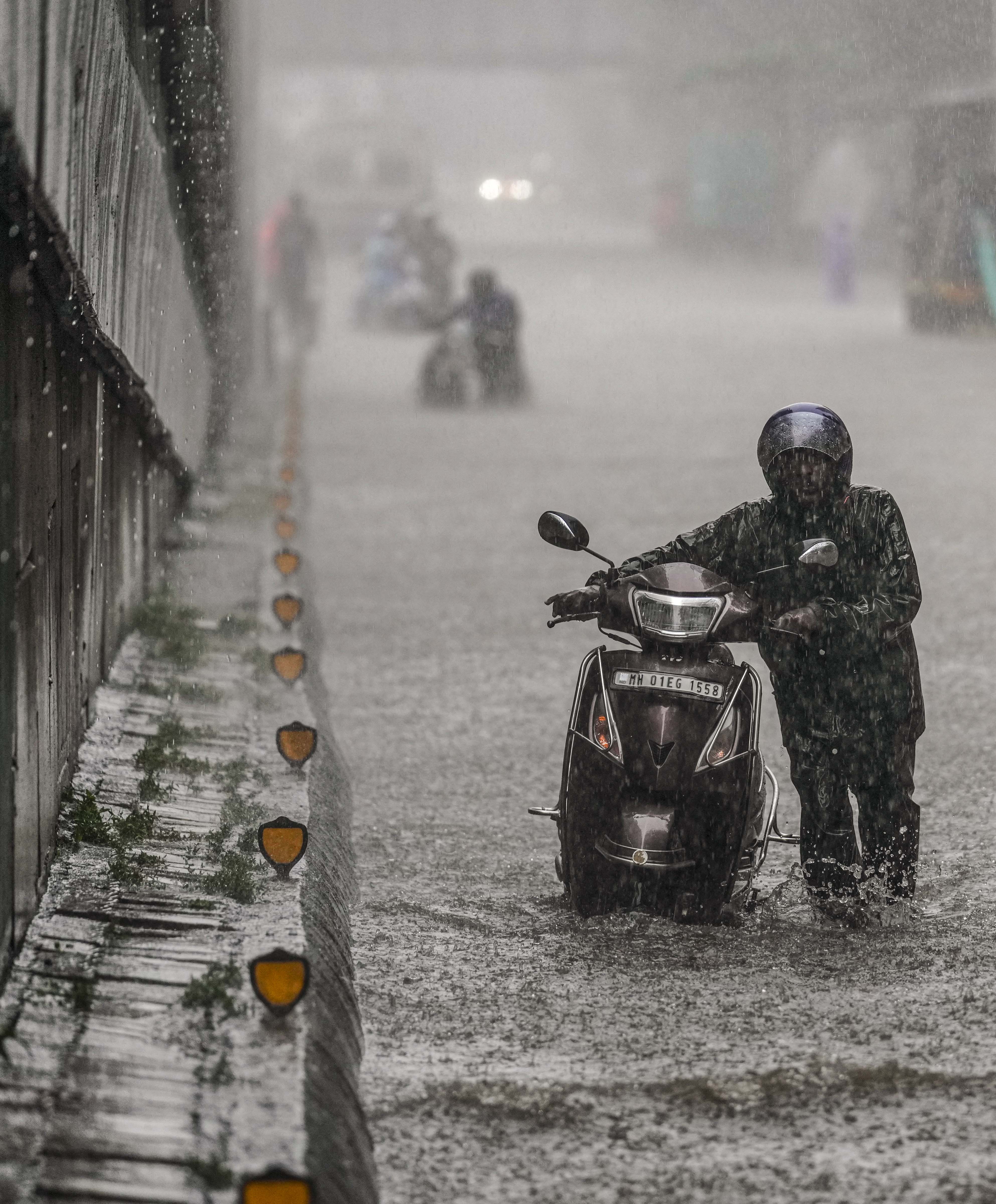 mumbai rain flood