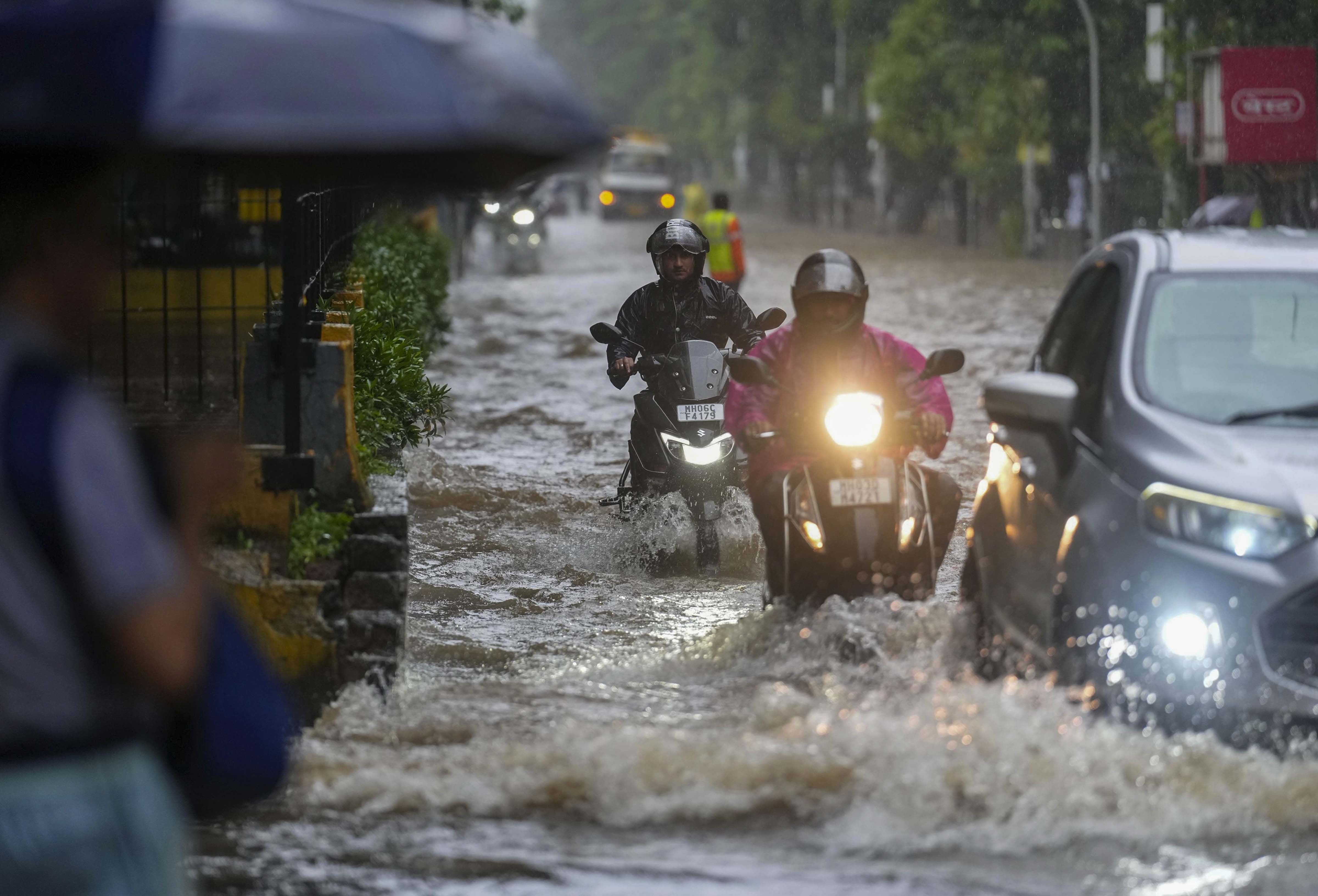 mumbai rain flood