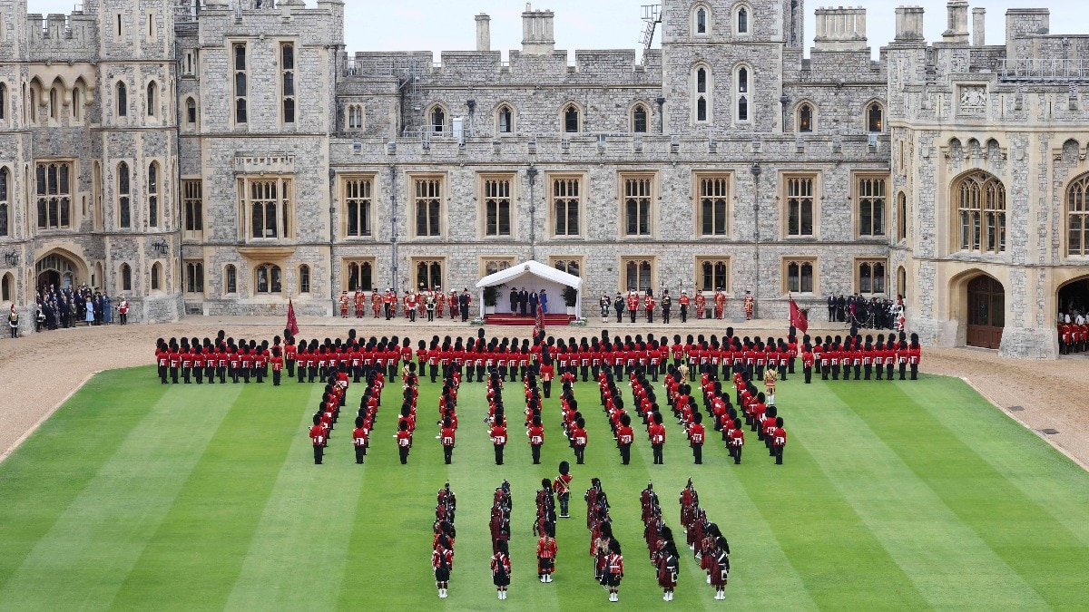 Windsor Castle: हजार साल पुराना किला, 1000 से ज्यादा कमरे... जहां रहते थे इंग्लैंड के राजा-रानी, वहां पहुंचे ट्रंप