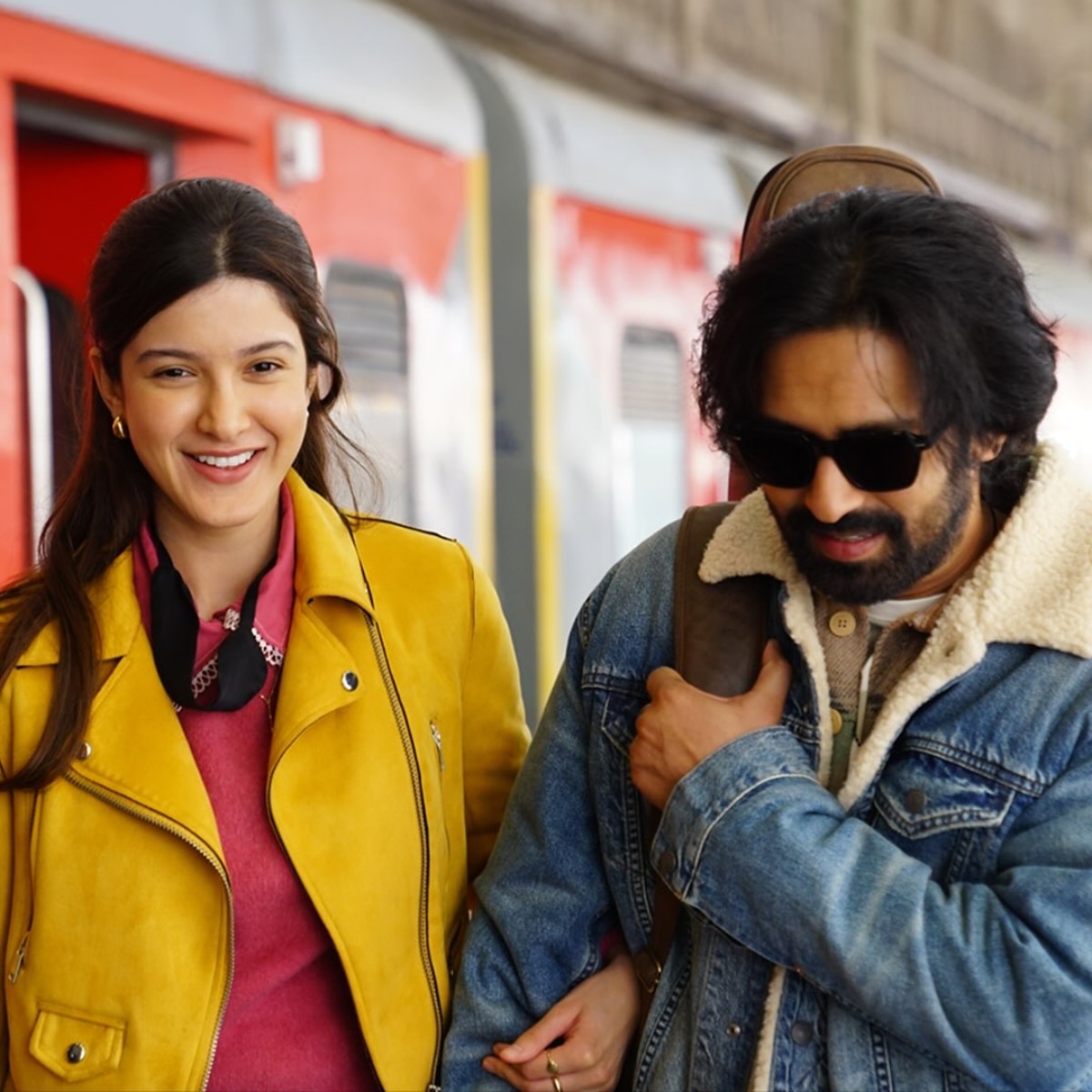 आंखों की गुस्ताखियां (Photo: Instagram @vikrantmassey)