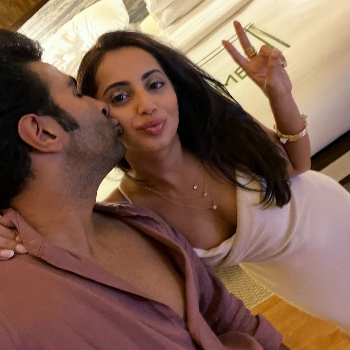 अलेखा आडवाणी और आदर जैन