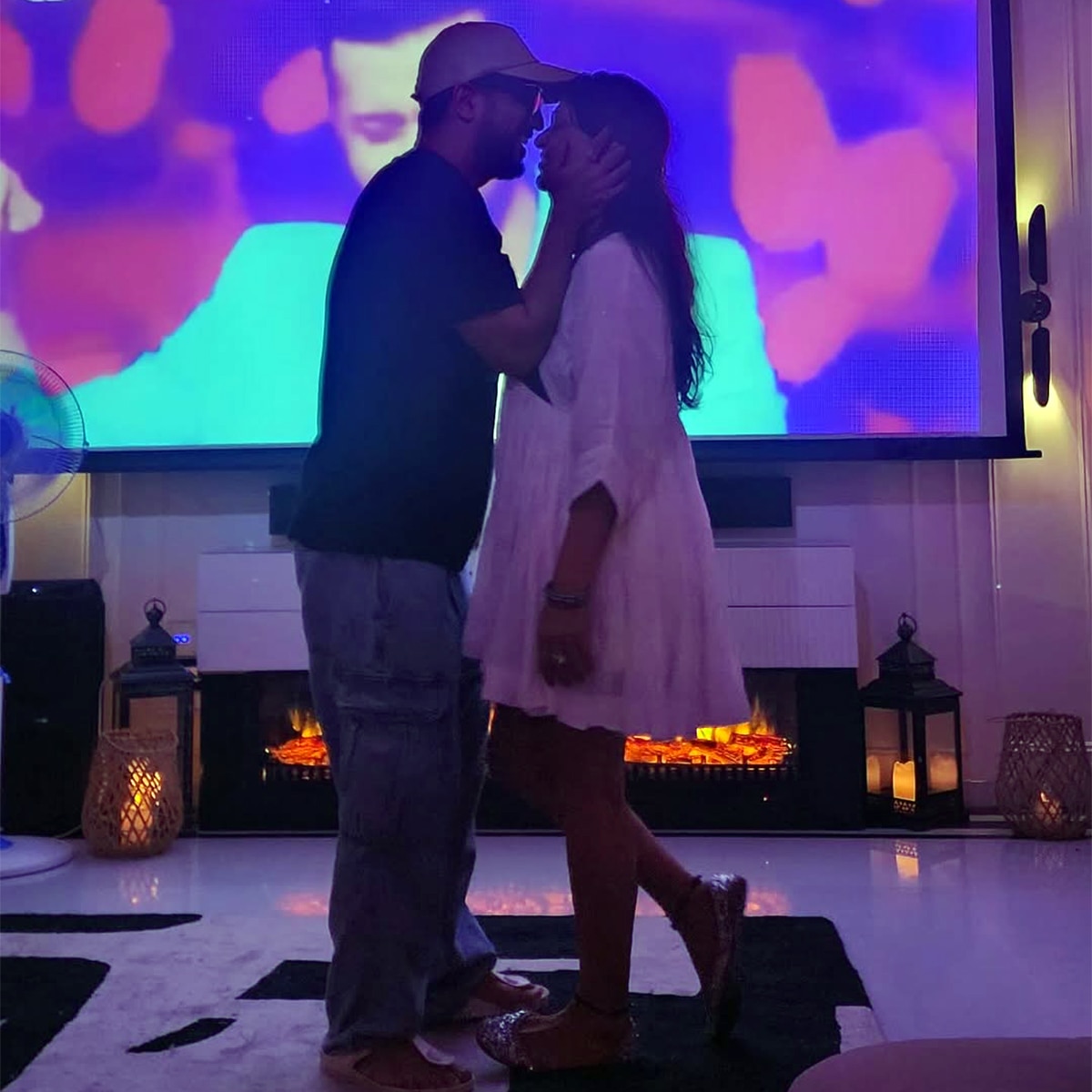 नेहा स्वामी, अर्जुन बिजलानी (Photo: Instagram @nehaswamibijlani)