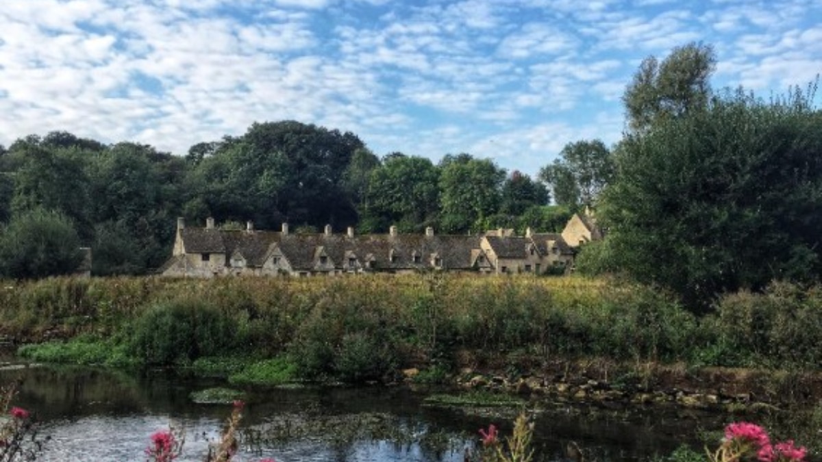 फोर्ब्स की लिस्ट में नंबर वन