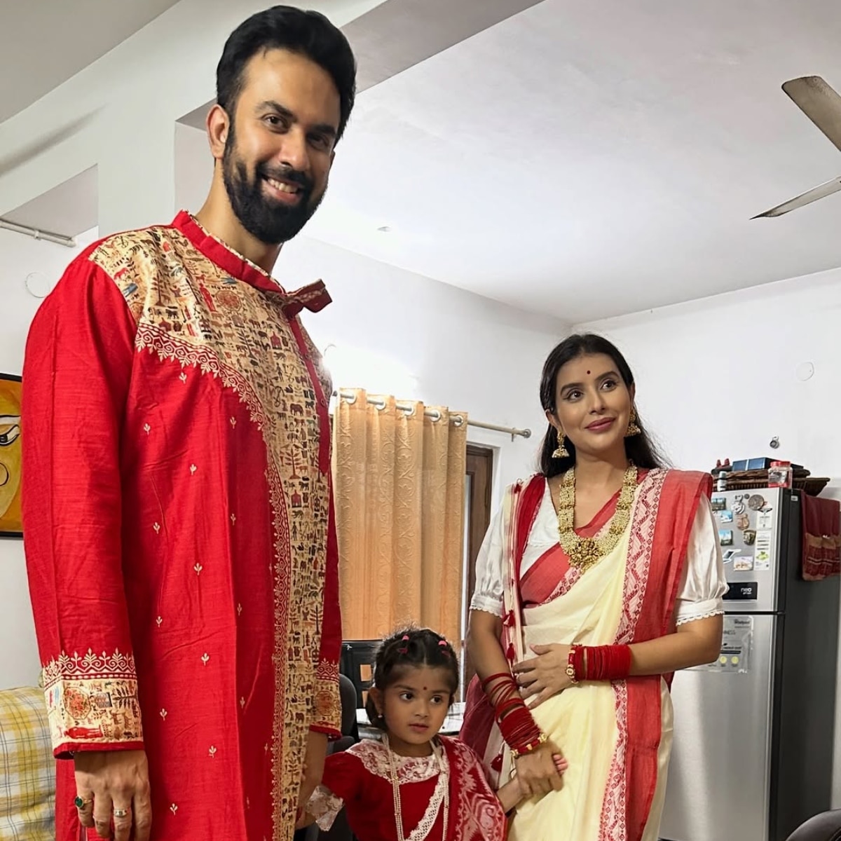 चारु असोपा (Photo: Instagram @asopacharu)