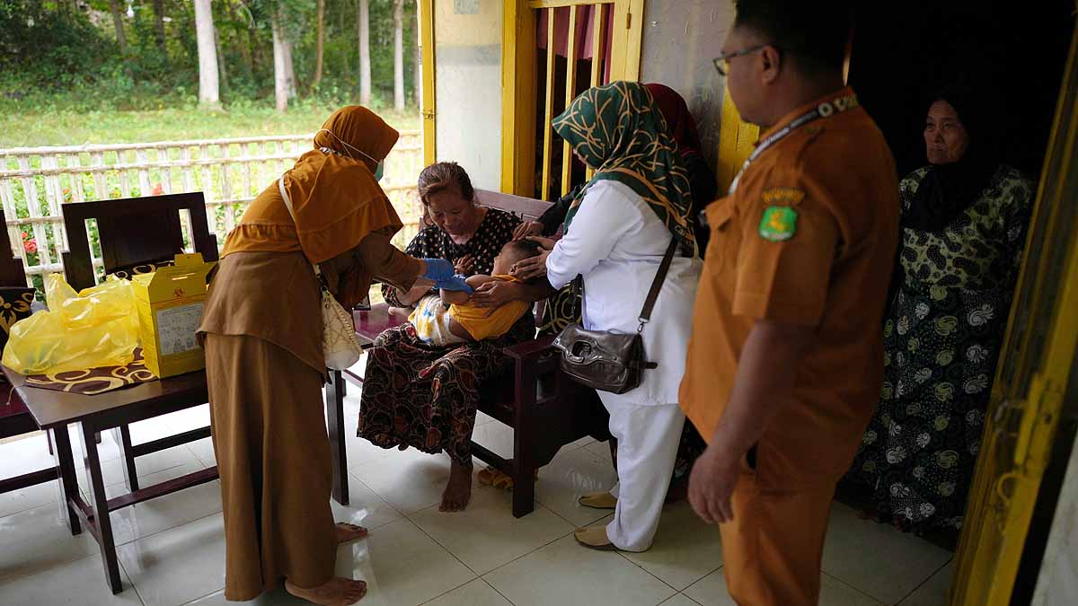 indonesia measles halal vaccine