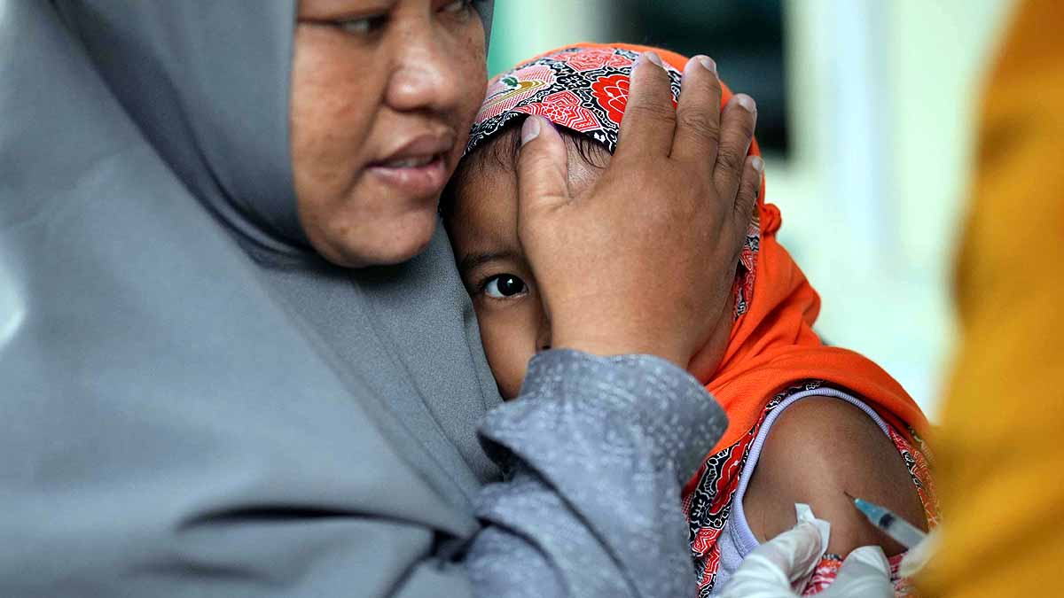 indonesia measles halal vaccine