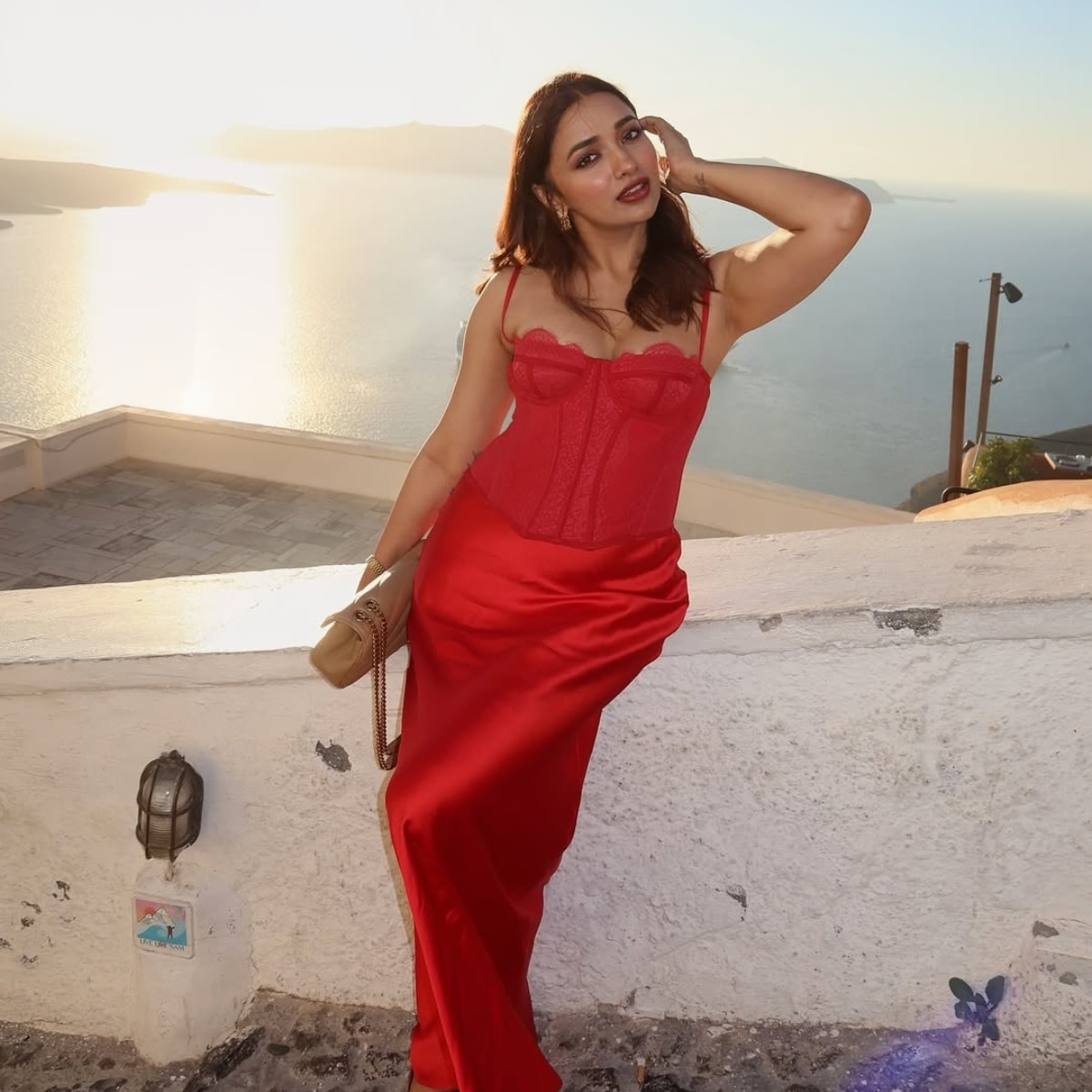 जिया शंकर (Photo: Instagram @jiyaashankarofficial)