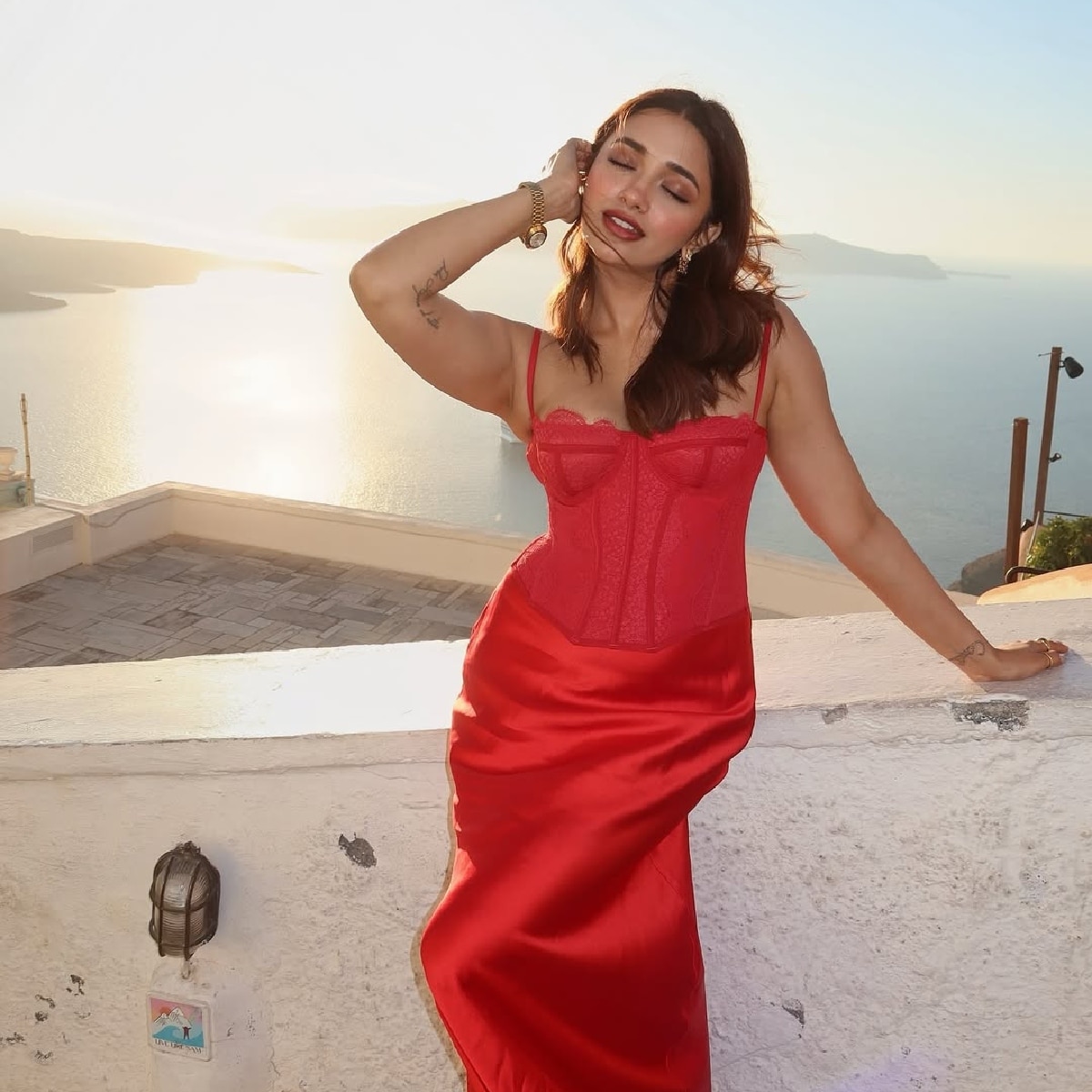 जिया शंकर (Photo: Instagram @jiyaashankarofficial)