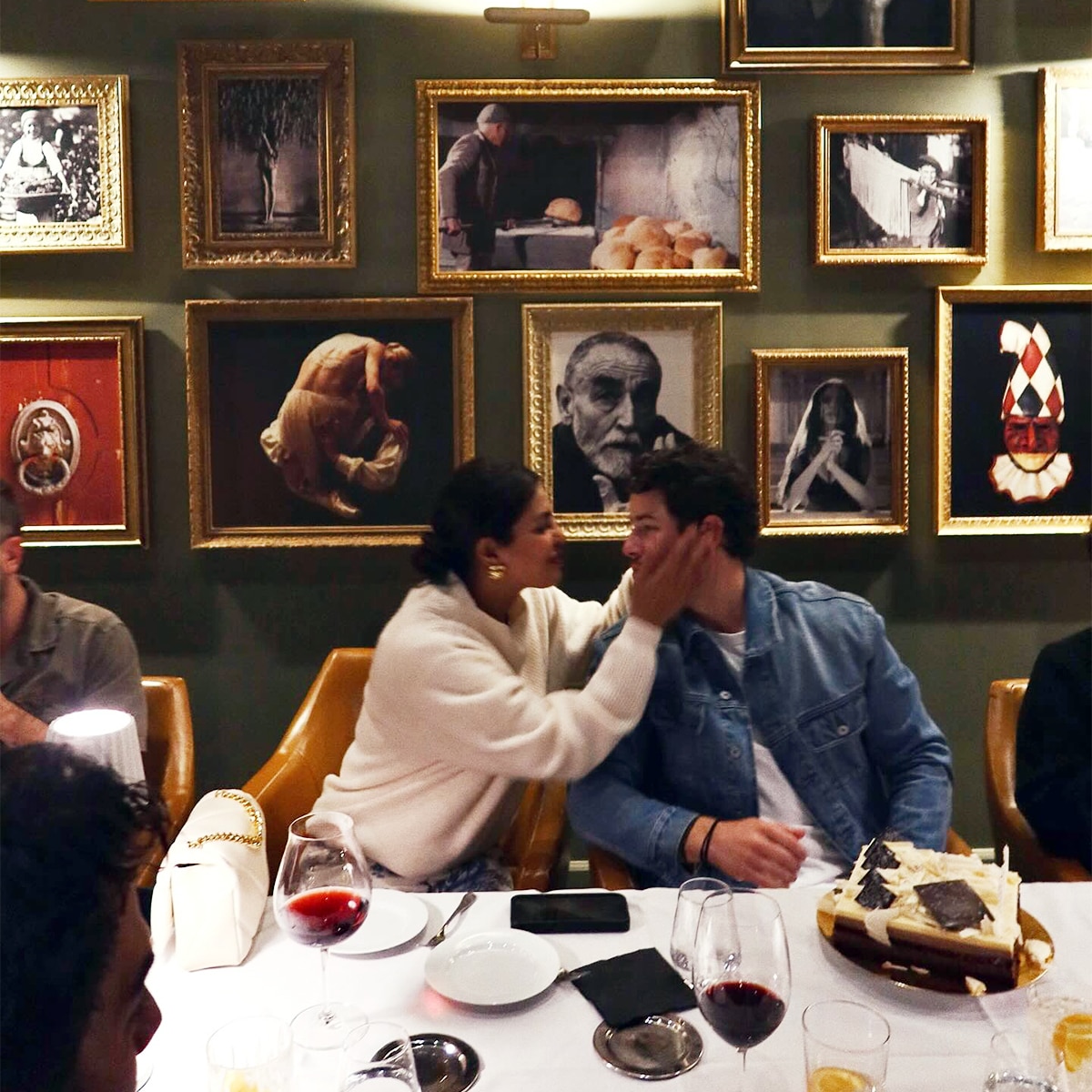 प्रियंका चोपड़ा और निक जोनस 