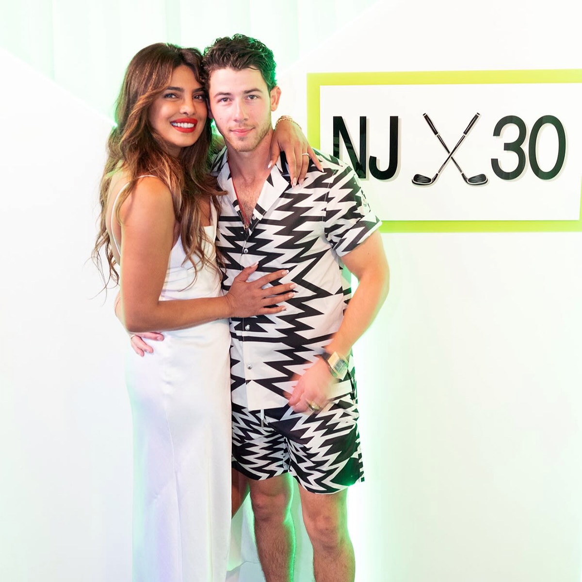 प्रियंका चोपड़ा और निक जोनस 