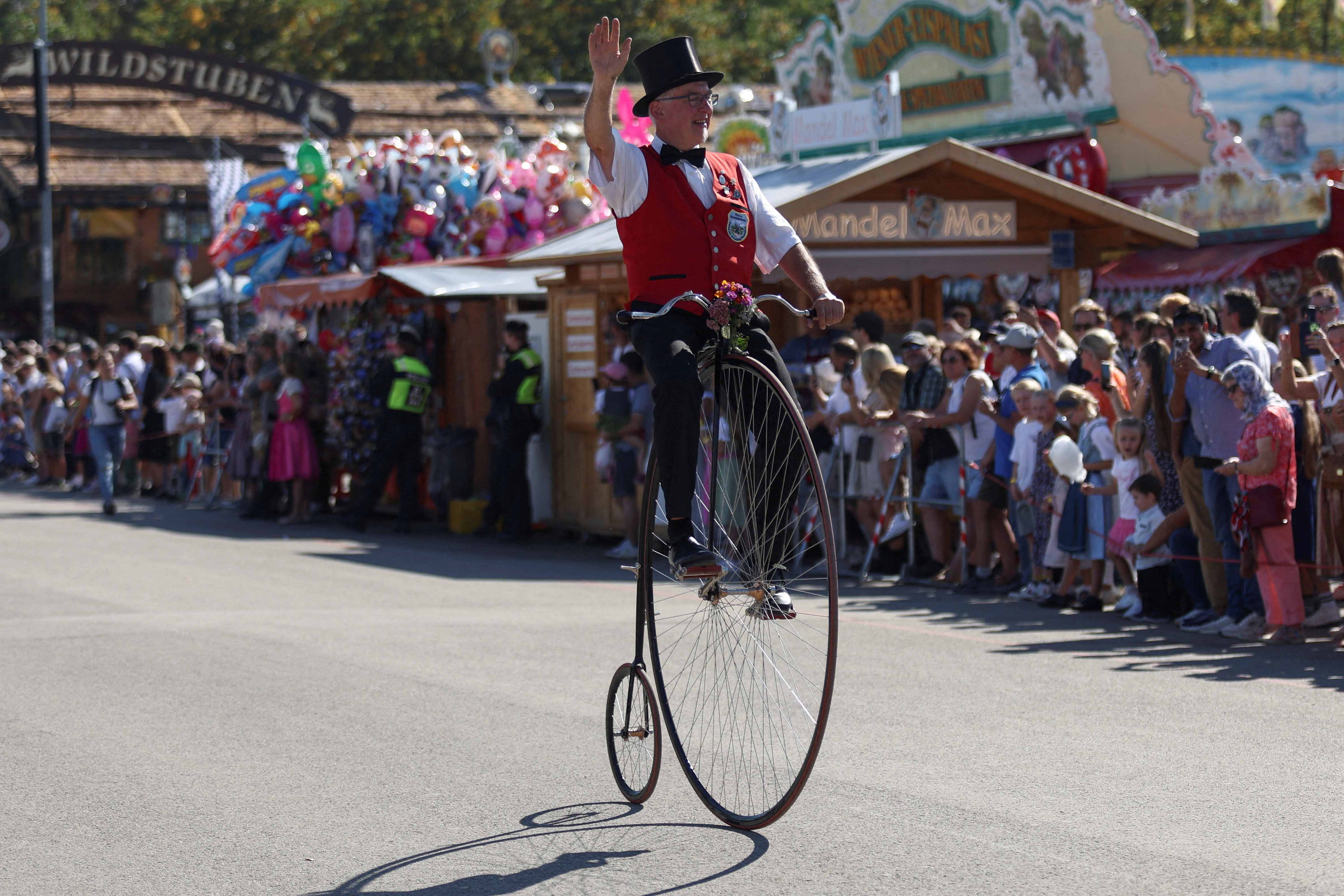 beer festival images 2025