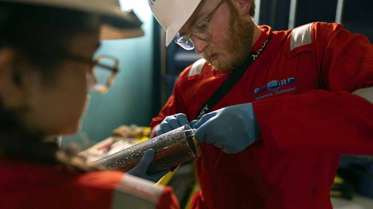 Sweet Water Found in Ocean