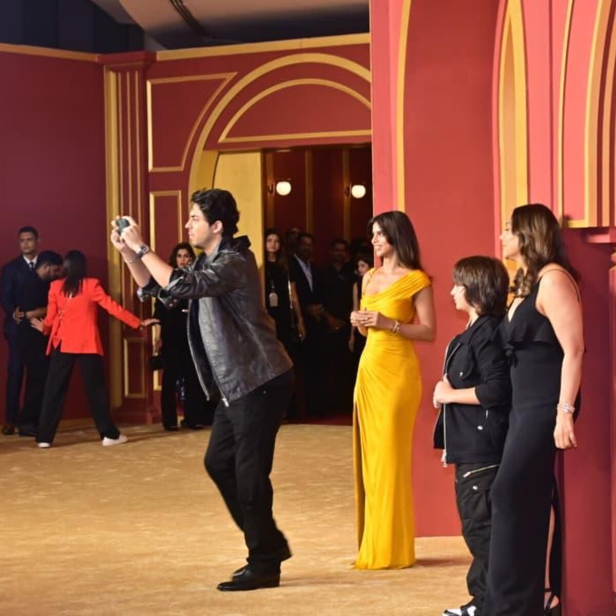 शाहरुख खान-आर्यन खान (Photos: Yogen Shah)