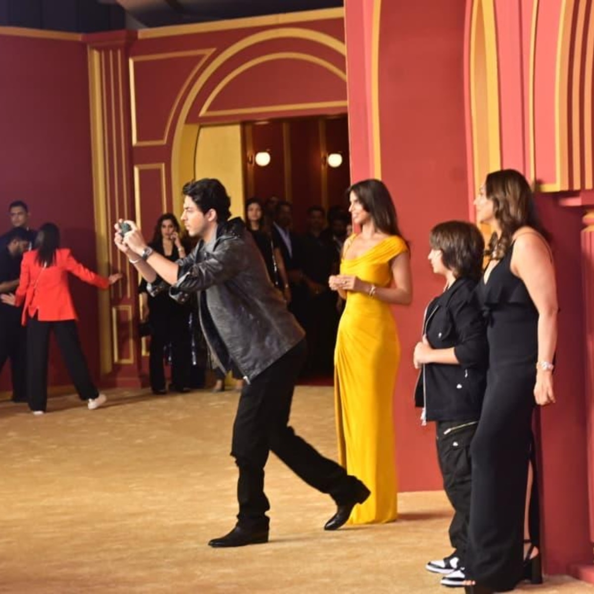 शाहरुख खान-आर्यन खान (Photos: Yogen Shah)