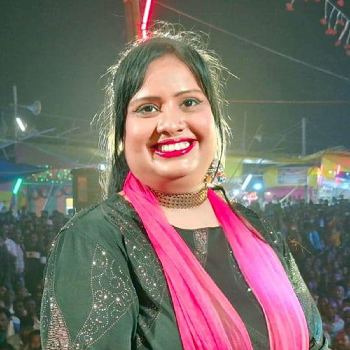 भोजपुरी सिंगर देवी 