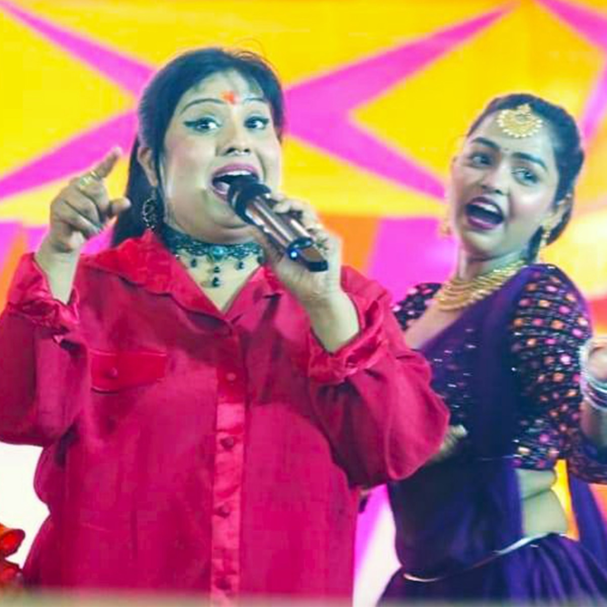 भोजपुरी सिंगर देवी 