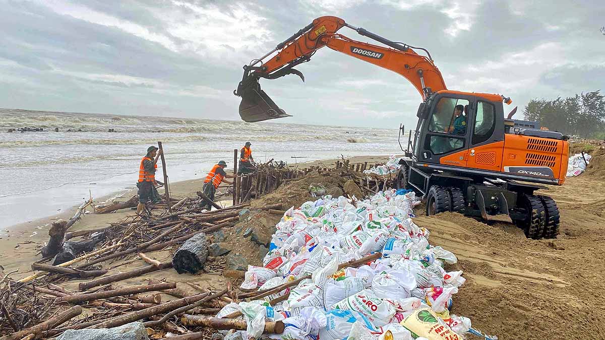 Typhoon Bualoi Vietnam
