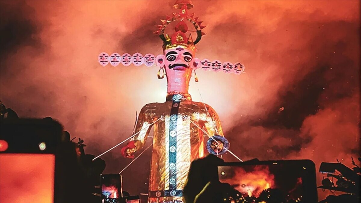 Dussehra 2025: दशहरा पर भूलकर भी न करें ये गलतियां, वरना भाग्य छोड़ देगा साथ