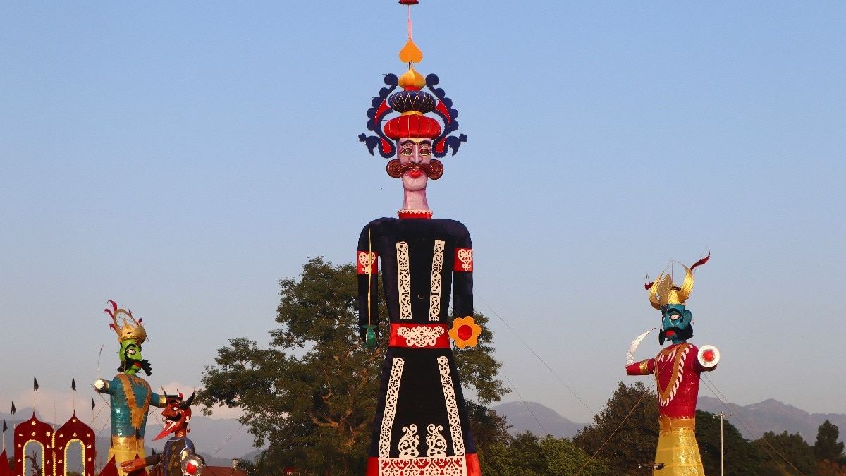 रावण के घर श्रीलंका में कैसे मनाया जाता है दशहरा, क्या वहां रावण का पुतला जलाया जाता है?