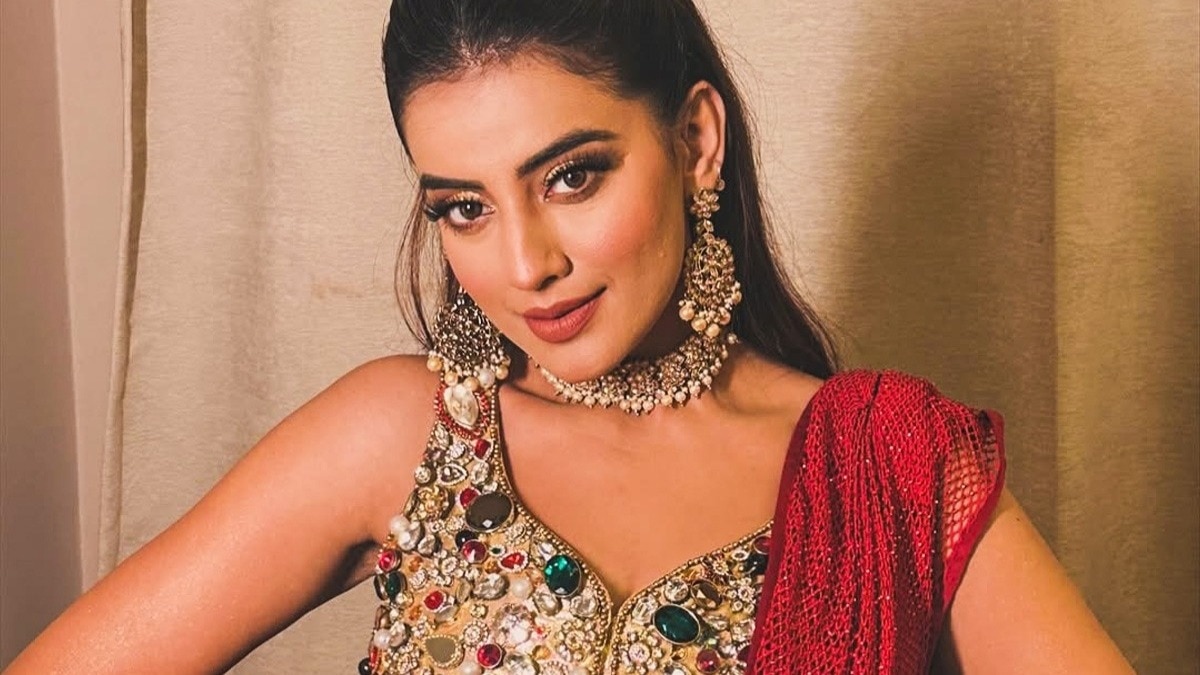 Akshara Singh Shining in red outfit 