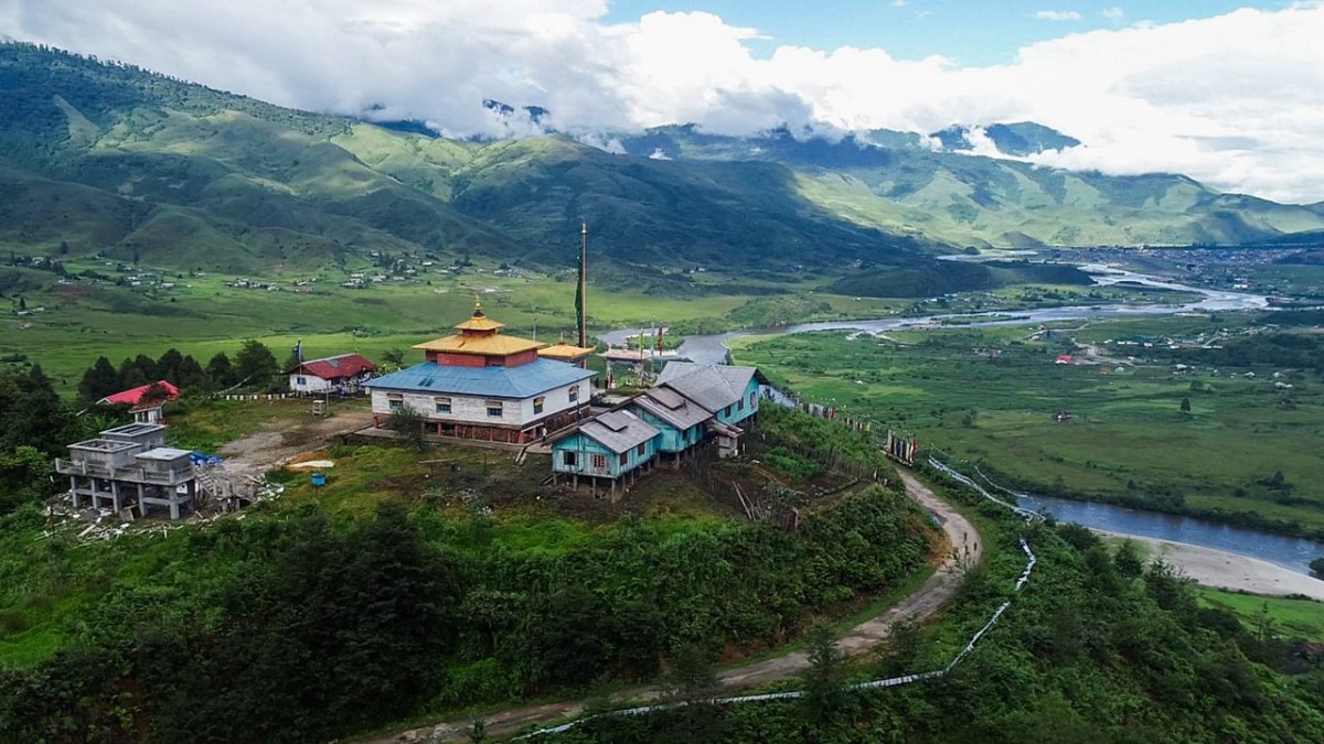  Snow-clad peaks of Arunachal Pradesh