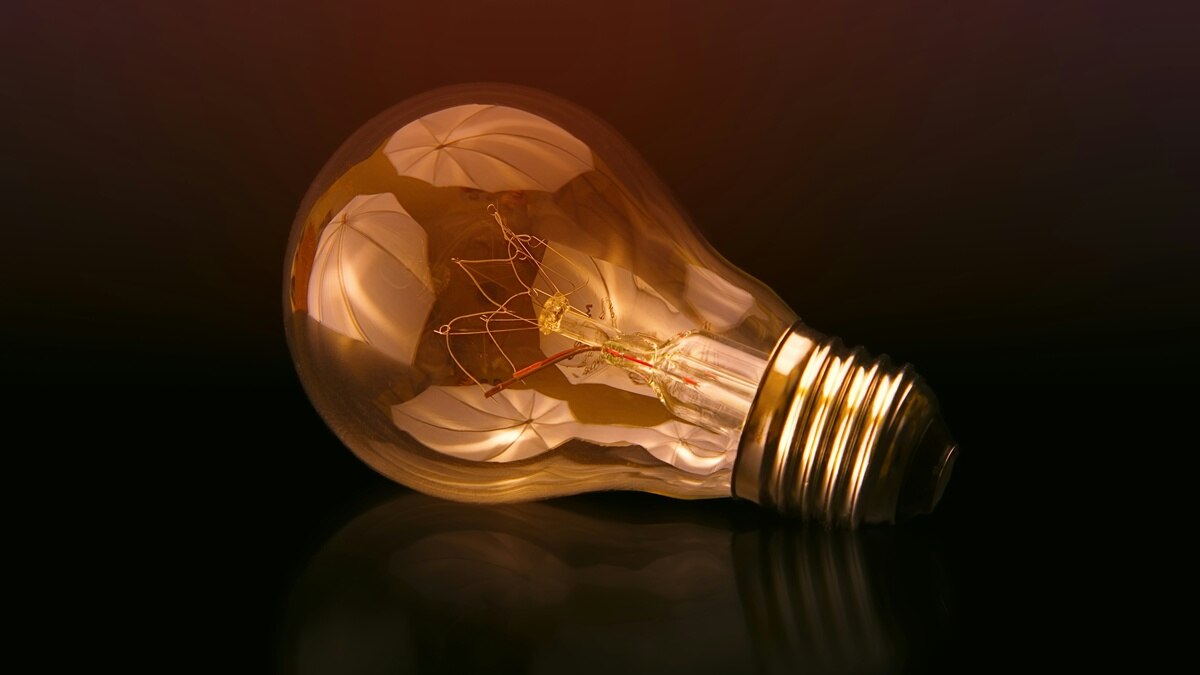 खुद ऑन होंगी लाइट्स