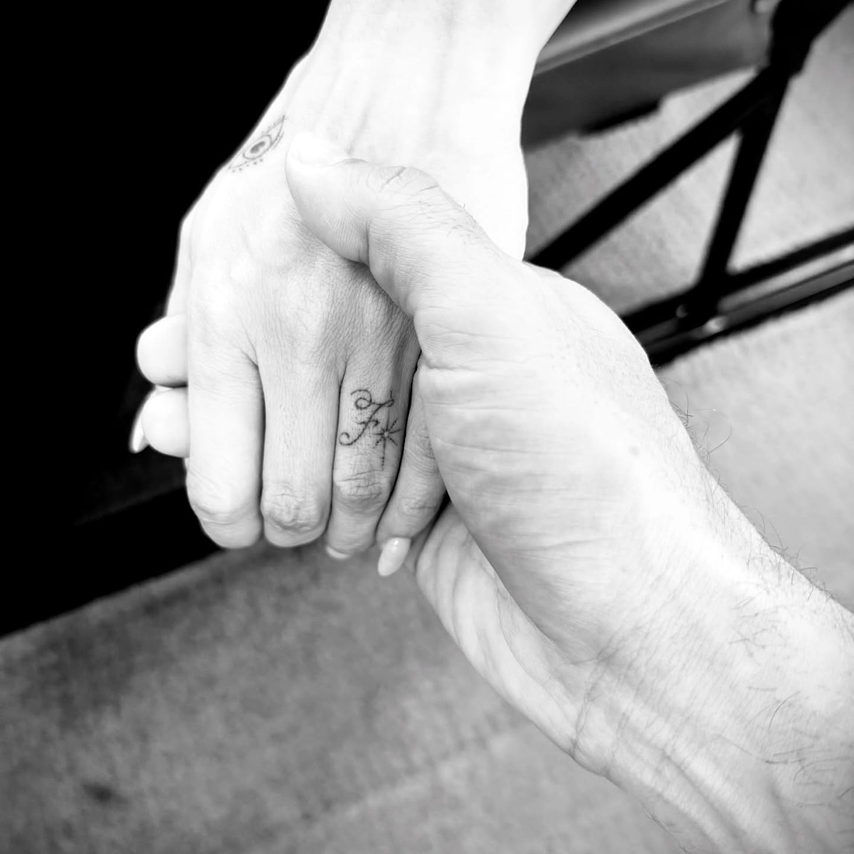 शिबानी दांडेकर 