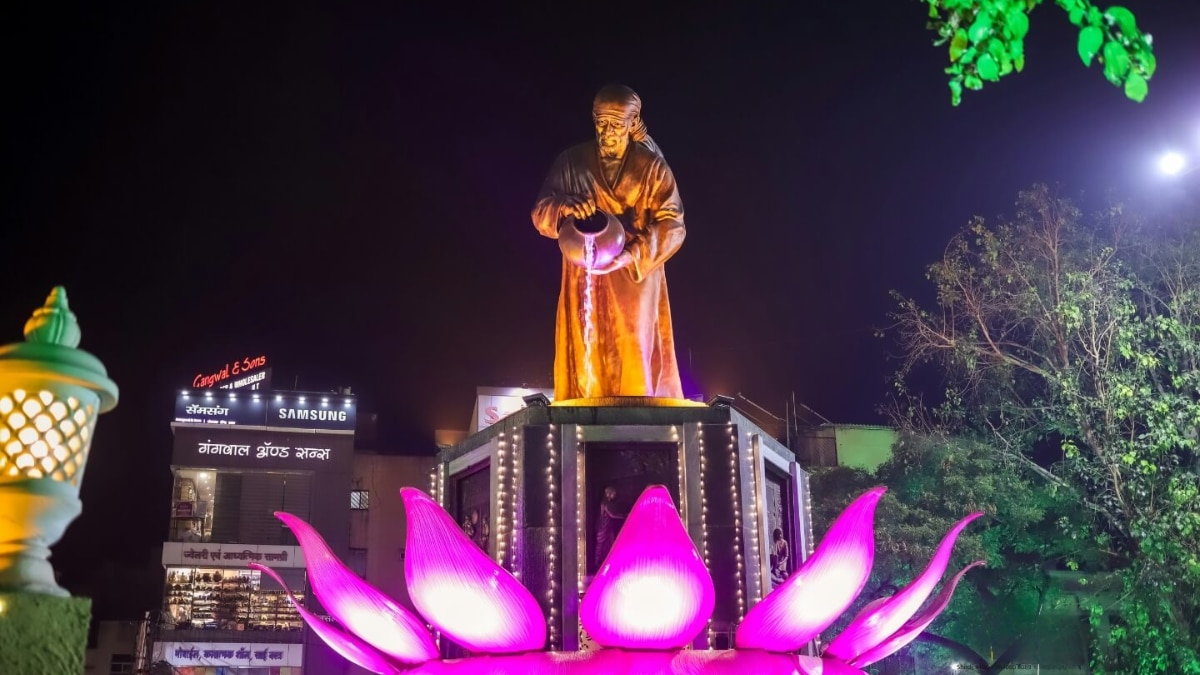 Shirdi is the residence of Sai Baba