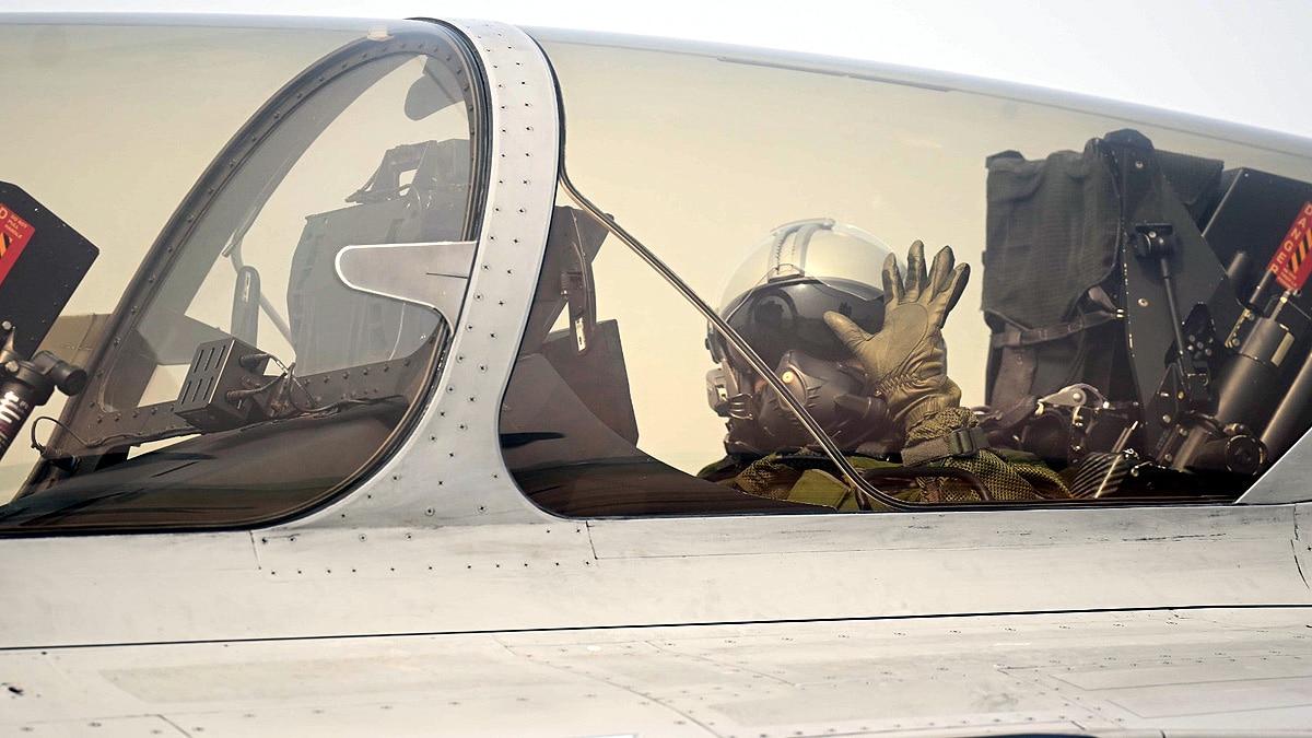  Squadron Leader Shivangi Singh