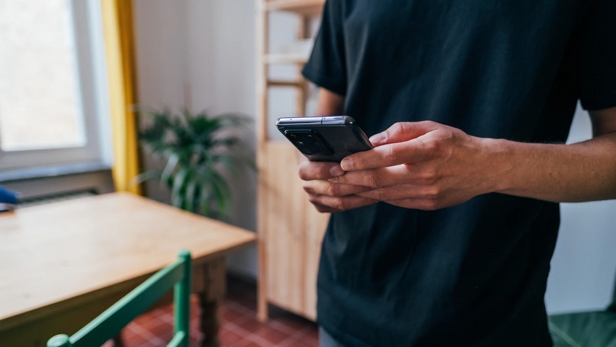 smartphone price hike